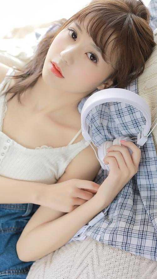 文章 游轮失火,妻子和女儿为救白月光亲手推我下海
